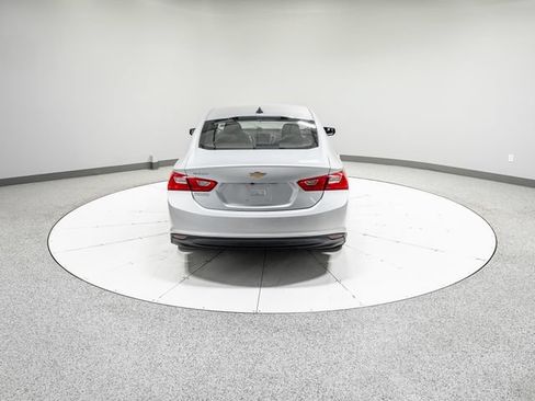 Used 2019 Chevrolet Malibu LS FWD image 29