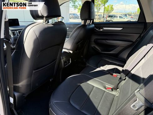 Used 2025 MAZDA CX-5 AWD 2.5 S w/ Preferred Package image 4
