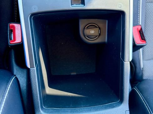 Used 2022 Kia Niro EX image 35