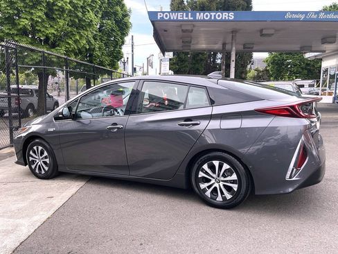 Used 2020 Toyota Prius Prime Limited FWD image 12