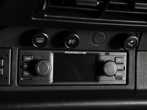 Used 1998 Porsche 911 Carrera S image 25