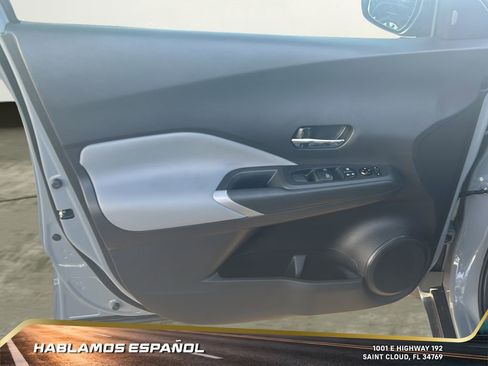 Used 2021 Nissan Kicks SR w/ SR Premium Package image 12