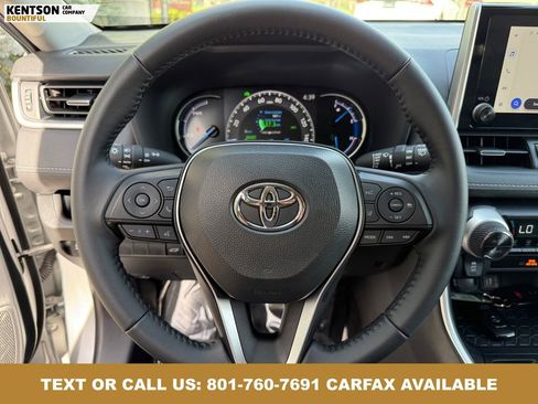 Used 2025 Toyota RAV4 XLE Premium AWD/4WD image 17