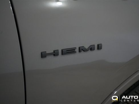 Used 2025 Dodge Durango R/T w/ Blacktop Package image 5