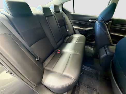 Used 2022 Nissan Altima 2.5 SR w/ Midnight Edition Package image 14