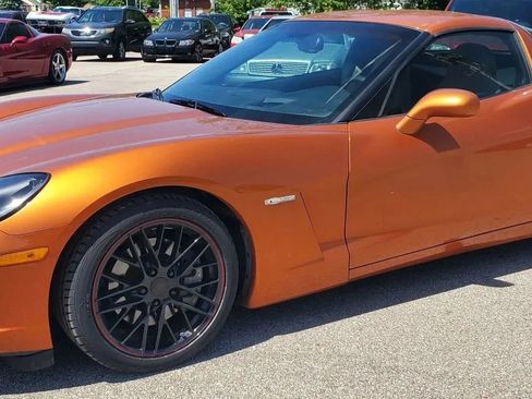 Used 2007 Chevrolet Corvette Coupe w/ Preferred Equipment Group RWD image 20