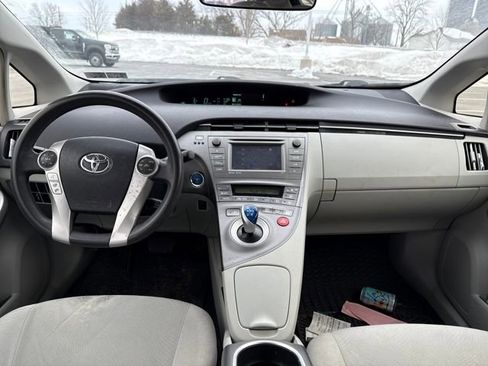 Used 2014 Toyota Prius Three image 14