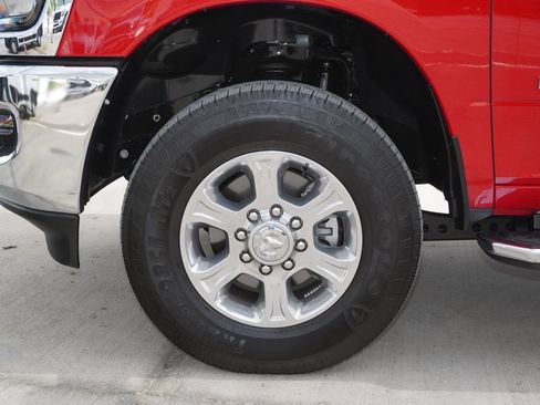 Used 2026 RAM 2500 Big Horn AWD/4WD image 12