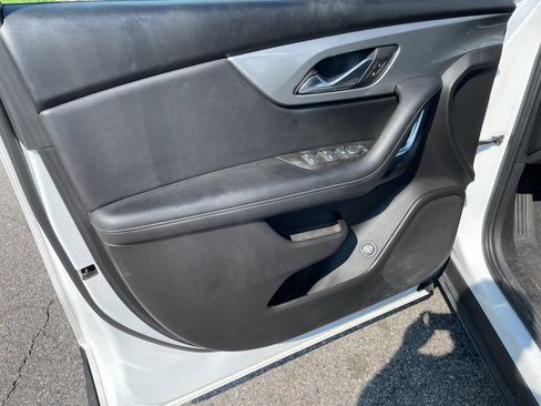 Used 2020 Chevrolet Blazer LT image 16