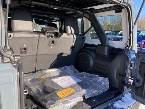 New 2026 Jeep Wrangler Sahara image 5