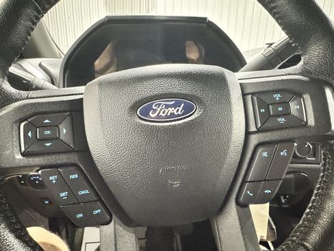 Used 2015 Ford F150 XLT w/ Equipment Group 302A Luxury AWD/4WD image 12