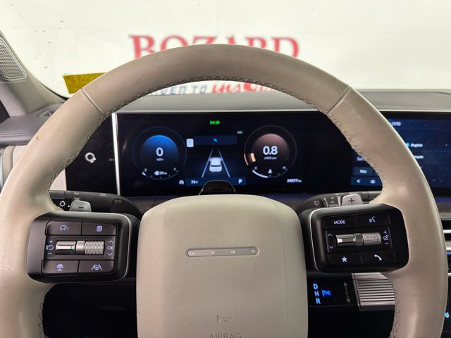 Used 2025 Hyundai Santa Fe Limited FWD image 21