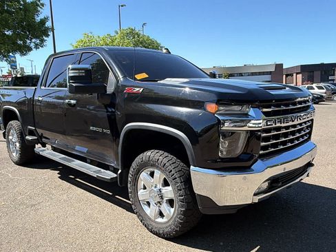Used 2020 Chevrolet Silverado 2500 LTZ w/ LTZ Plus Package AWD/4WD image 3