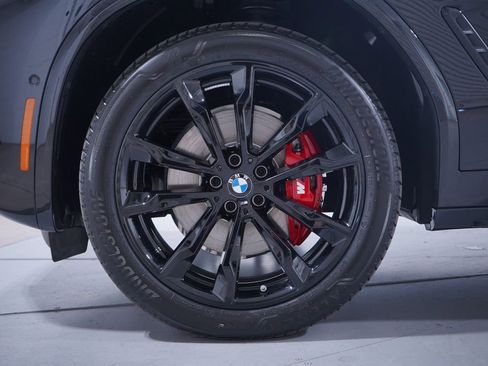 New 2025 BMW X4 M40i w/ Parking Assistance Package image 2