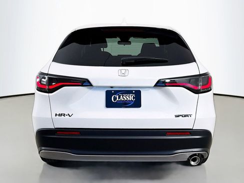New 2026 Honda HR-V Sport image 6