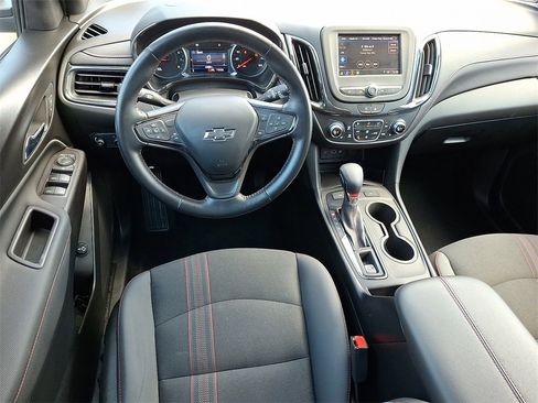 Certified 2022 Chevrolet Equinox RS image 12