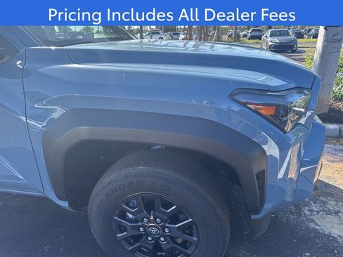 New 2026 Toyota 4Runner SR5 AWD/4WD image 2
