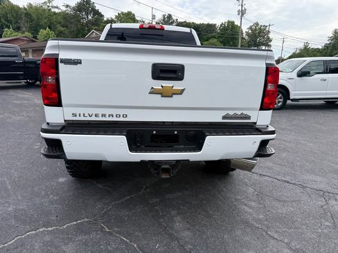 Used 2015 Chevrolet Silverado 2500 High Country w/ Duramax Plus Package AWD/4WD image 15