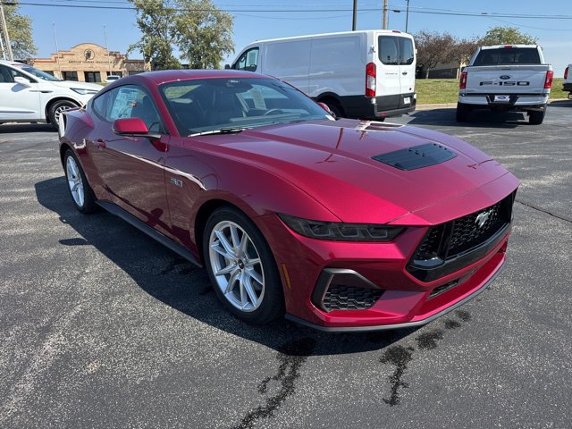 Used 2025 Ford Mustang GT Premium RWD image 7