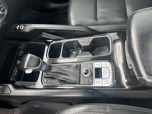 Used 2020 Kia Telluride S AWD/4WD image 18