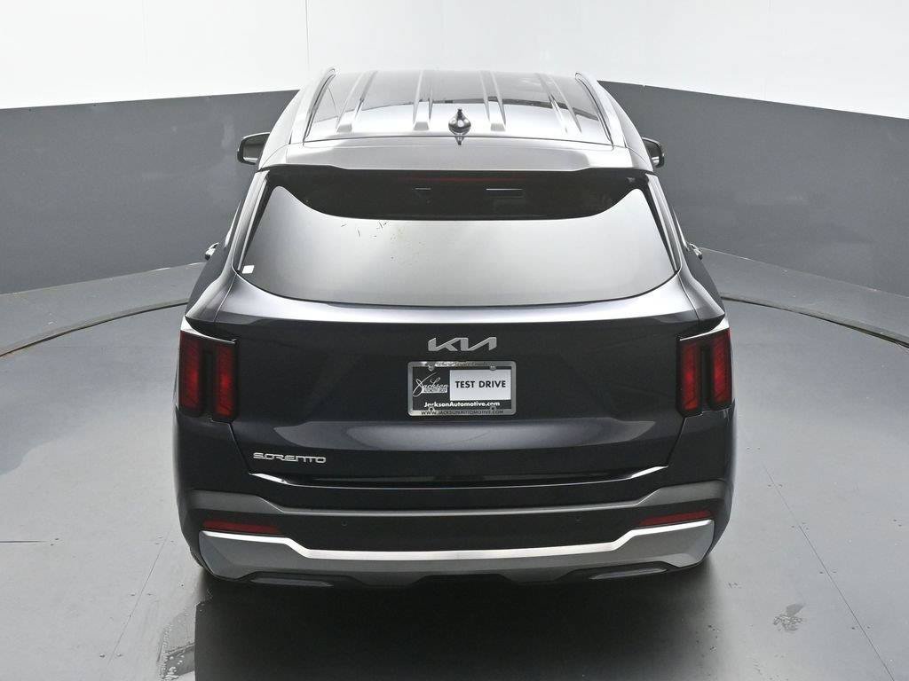 Used 2025 Kia Sorento S FWD image 44