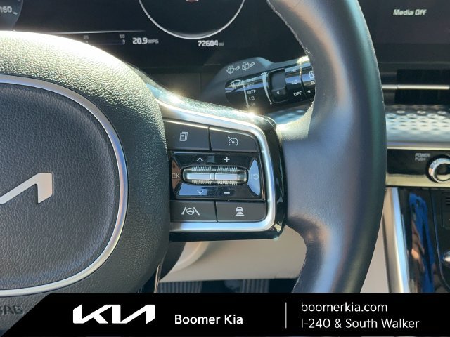 Used 2024 Kia Carnival SX Prestige FWD image 21
