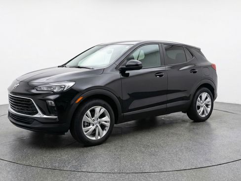 Used 2025 Buick Encore GX Preferred AWD/4WD image 3