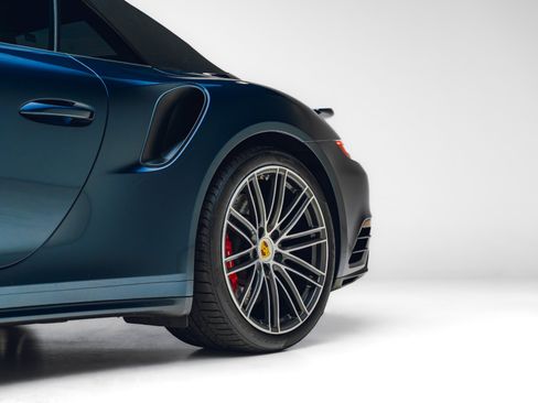Used 2019 Porsche 911 Turbo AWD/4WD image 32