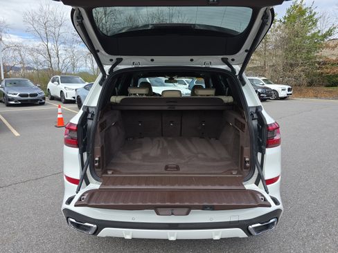 Used 2019 BMW X5 xDrive40i image 5