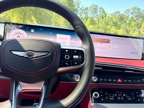 New 2026 Genesis GV70 3.5T Sport Advanced AWD/4WD image 17