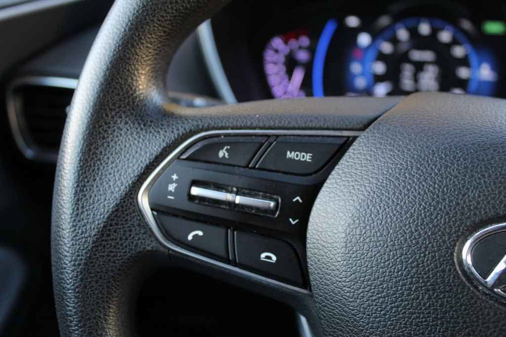 Used 2019 Hyundai Santa Fe SEL FWD image 15