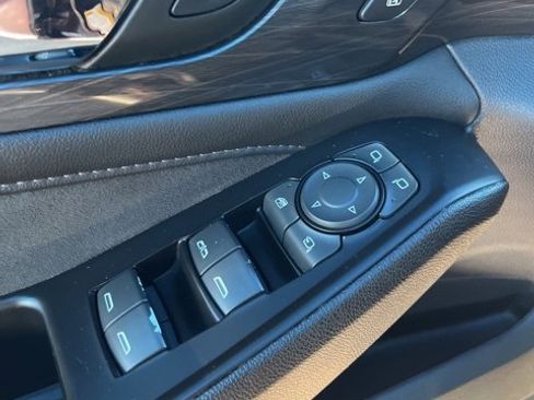 Used 2023 Chevrolet Traverse High Country w/ LPO, Floor Liner Package image 12