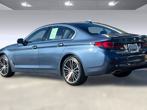 Certified 2023 BMW 530e image 3
