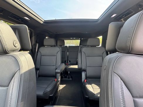 Used 2025 GMC Yukon Denali w/ Denali Reserve Package AWD/4WD image 22