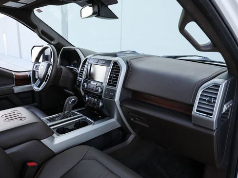 Used 2015 Ford F150 King Ranch w/ Equipment Group 601A Luxury image 21