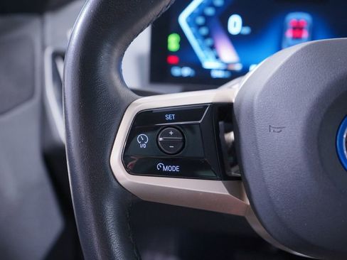 Used 2024 BMW iX xDrive50 w/ Sport Package image 18