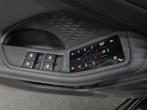 Used 2025 Audi A5 2.0T Prestige w/ 19" Wheel Package image 28