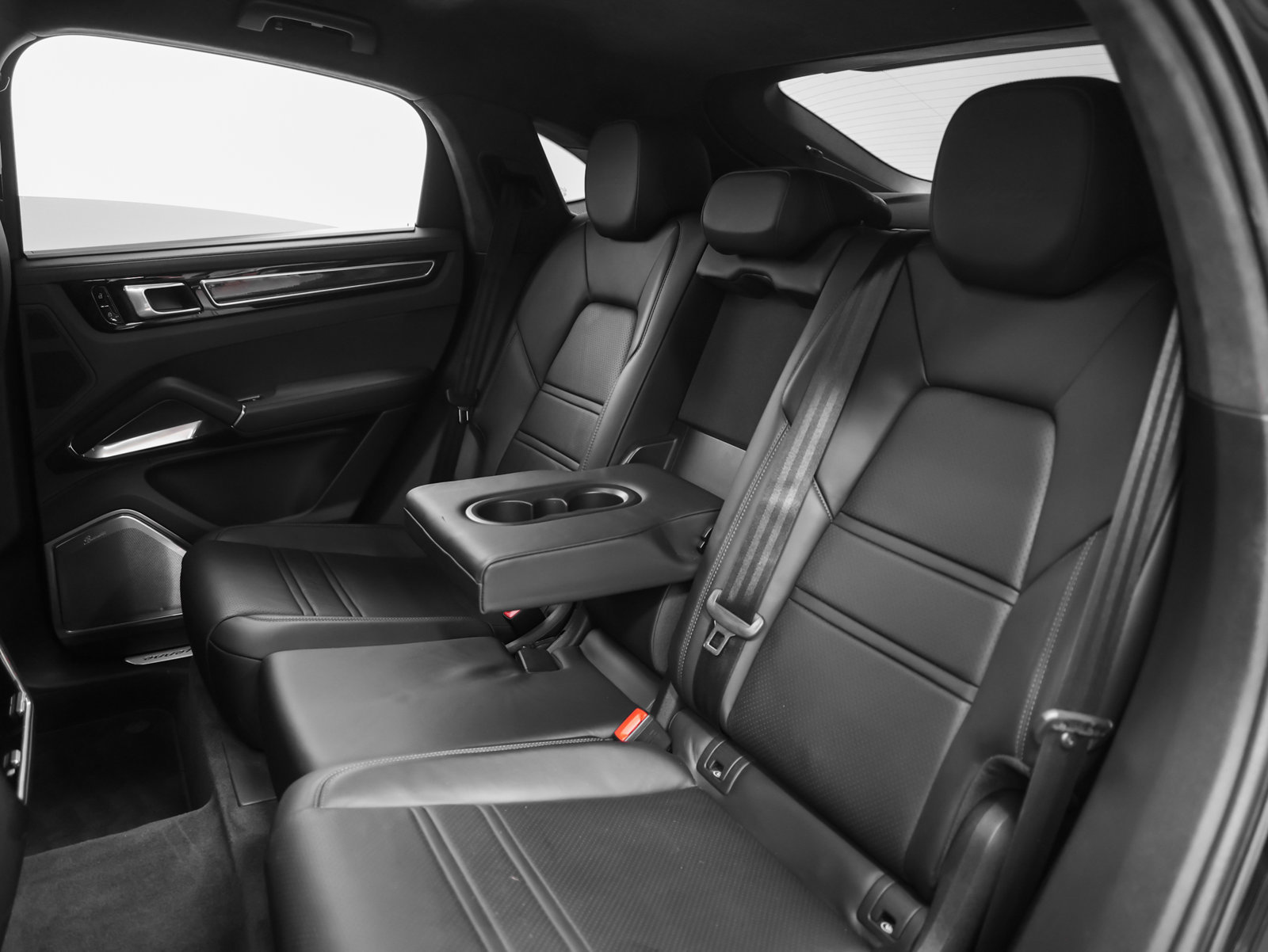Certified 2021 Porsche Cayenne Turbo AWD/4WD image 43