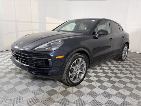 Used 2021 Porsche Cayenne S image 3