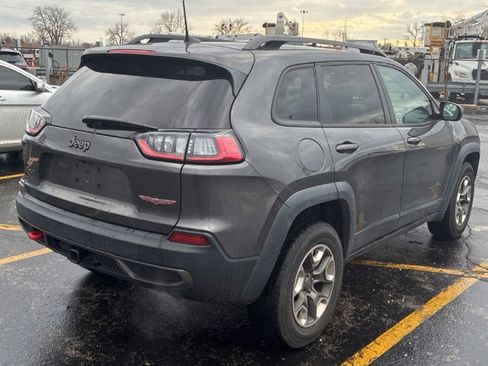 Used 2019 Jeep Cherokee Trailhawk w/ Cold Weather Group image 8