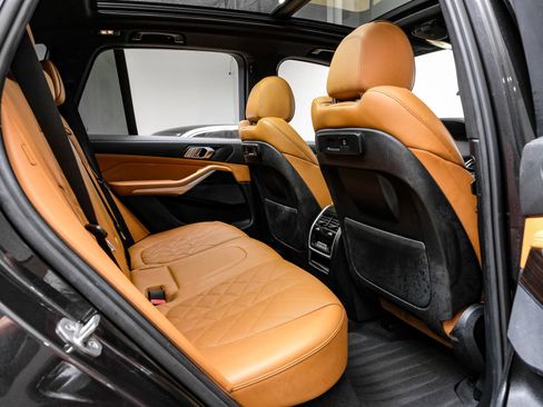 Used 2023 BMW X5 sDrive40i image 40