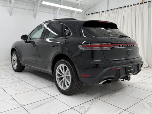 New 2026 Porsche Macan image 3