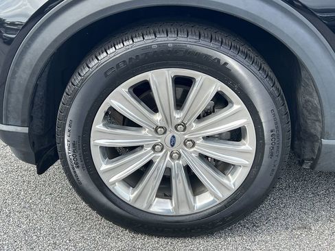 Used 2022 Ford Explorer Limited w/ Equipment Group 301A image 34