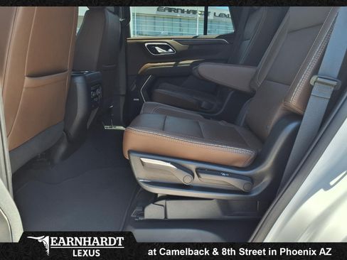 Used 2023 Chevrolet Tahoe High Country AWD/4WD image 16