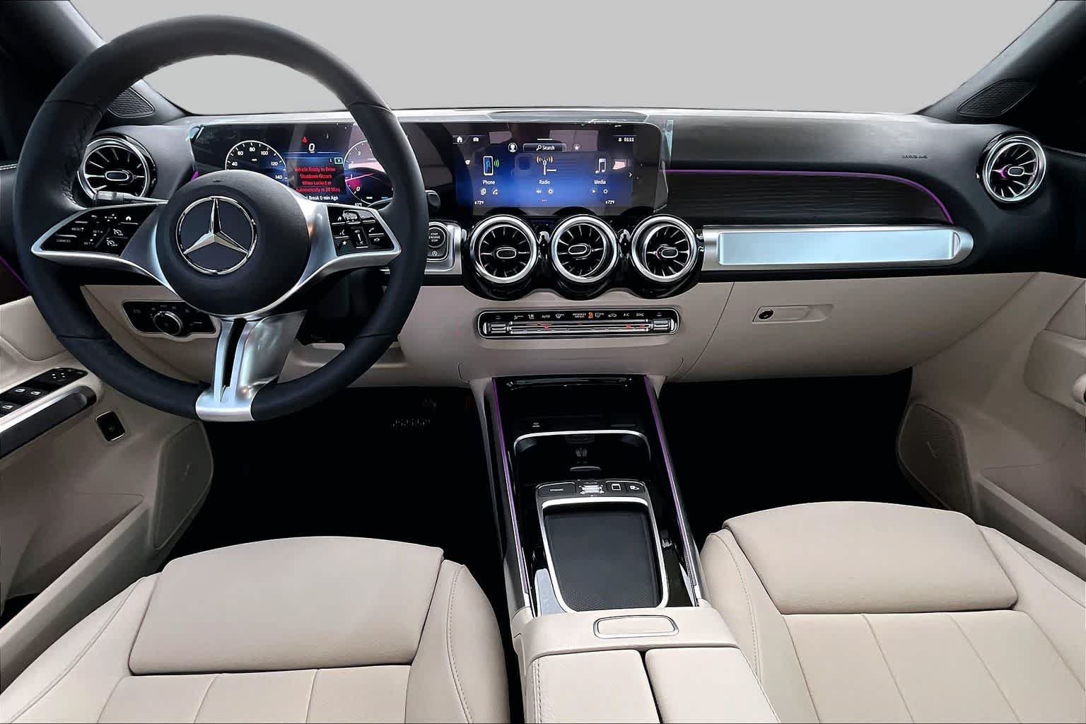 Used 2026 Mercedes-Benz GLB 250 image 8