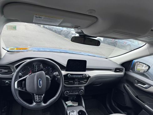 Used 2021 Ford Escape SE w/ Convenience Package image 8