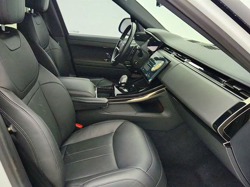 Used 2024 Land Rover Range Rover Sport Dynamic SE image 24
