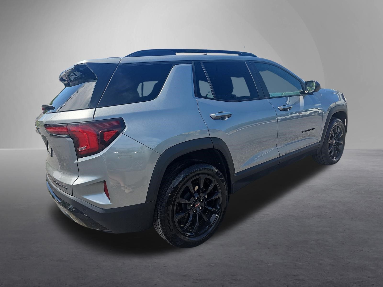 Used 2026 GMC Terrain Elevation w/ Elevation Premium Package AWD/4WD image 3