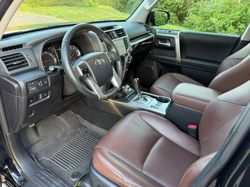 Used 2023 Toyota 4Runner Limited image 12