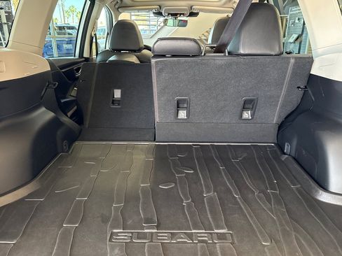 Used 2023 Subaru Forester Limited AWD/4WD image 14